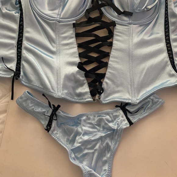 H&M Corset & Panty 34C & 4 - Picture 4 of 8